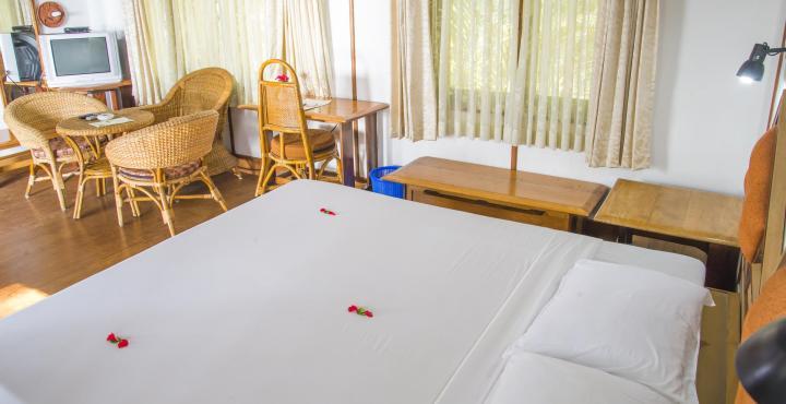 Ktdc Water Scapes Hotel Kumarakom Kültér fotó